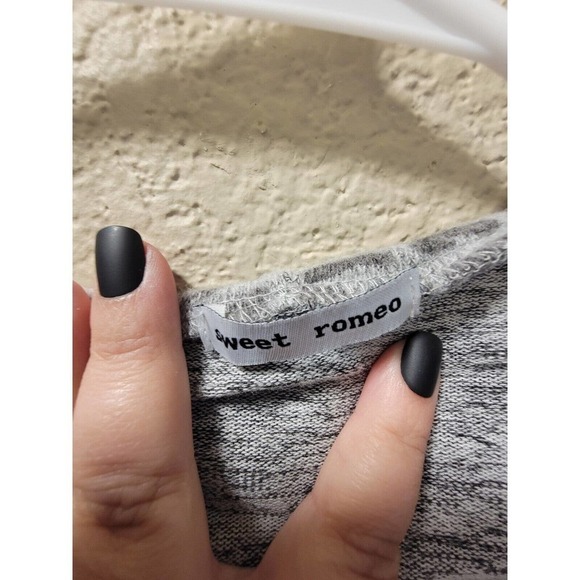 Sweet Romeo Long Hooded Sweater Duster Gray Animal Print Size XS - Picture 2 of 5